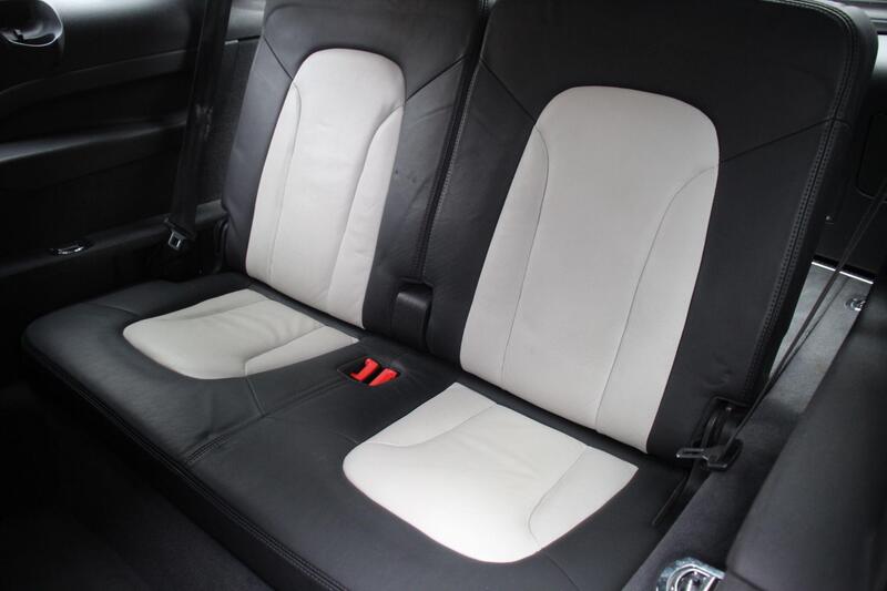 Audi Q7 view 37