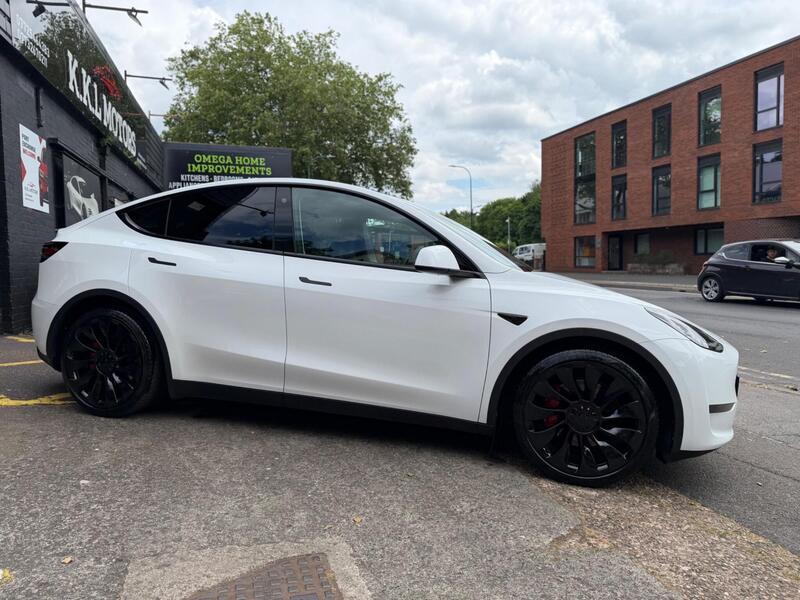 Tesla Model Y view 6
