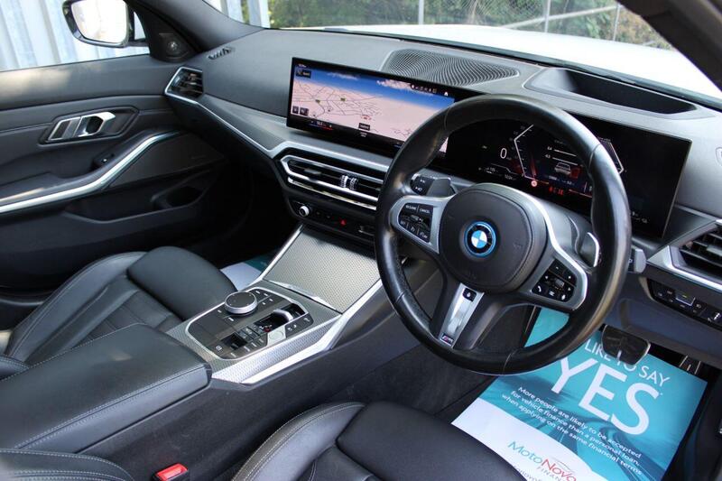BMW 3 Series view 2