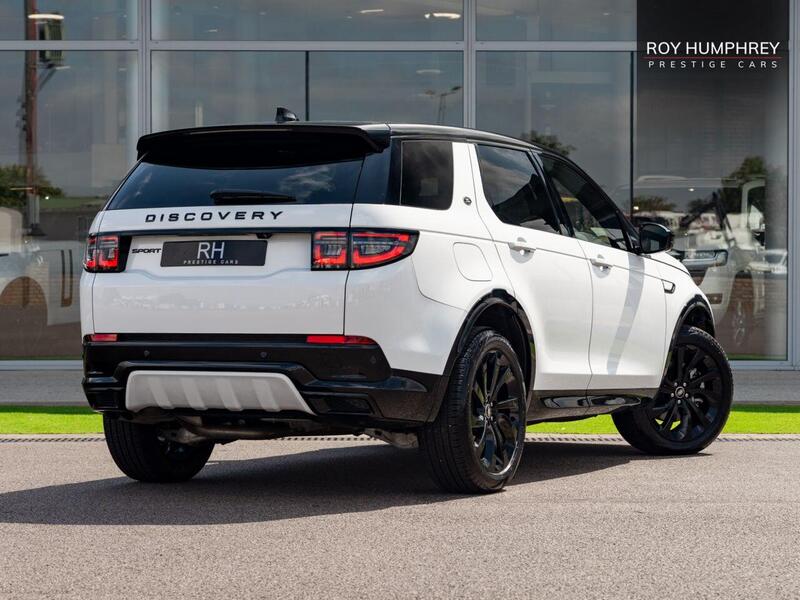 Land Rover Discovery Sport view 2