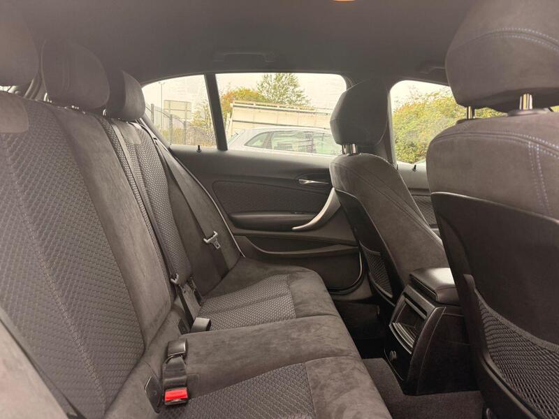 BMW 1 Series view 6