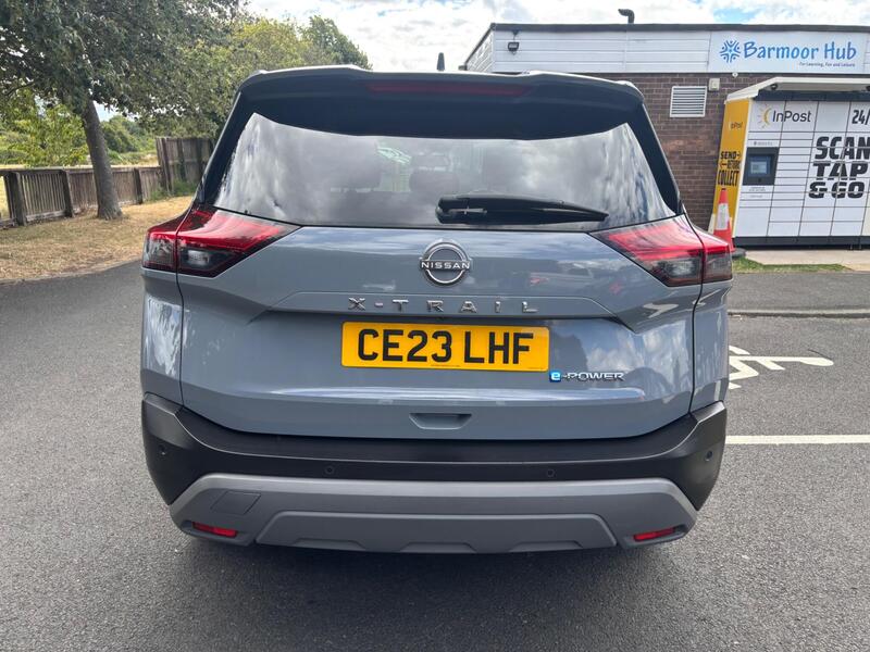 Nissan X-Trail view 5