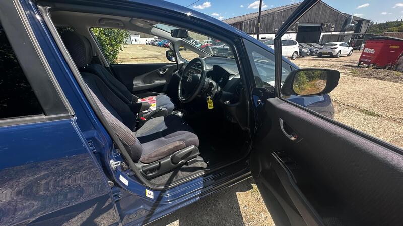 2013 Honda Jazz — photo 18