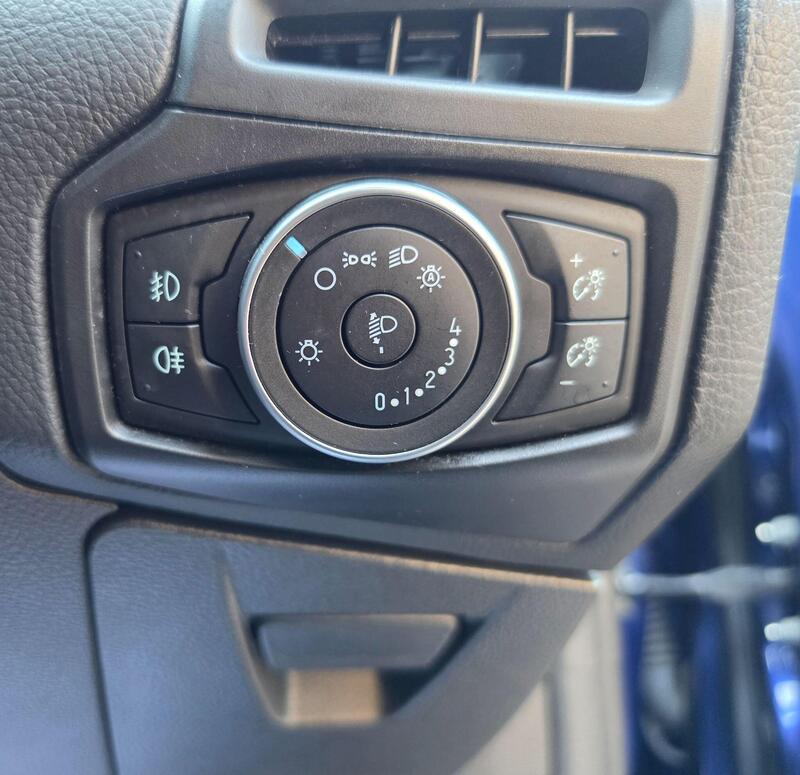 Ford Focus 1.6 Titanium Powershift Euro 6 5dr thumbnail 40
