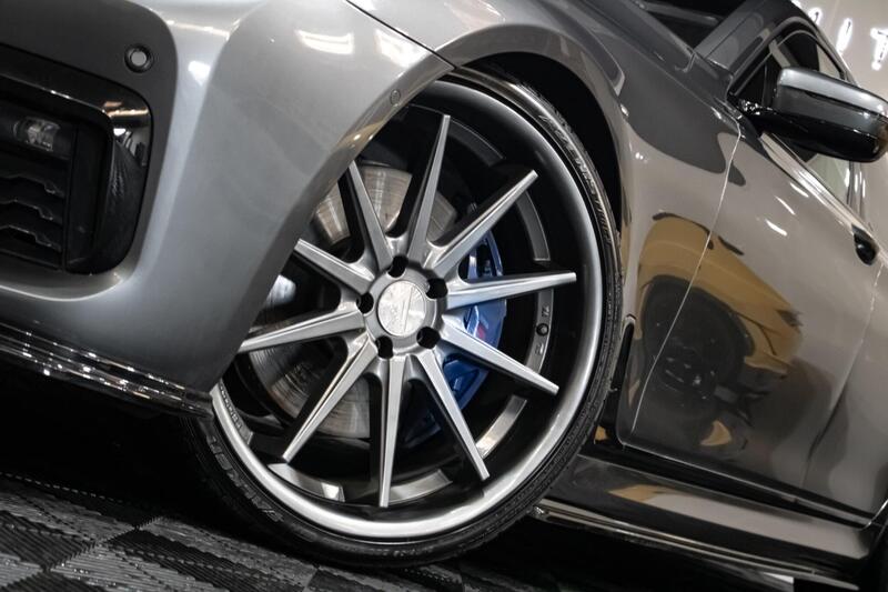 BMW 7 Series view 3