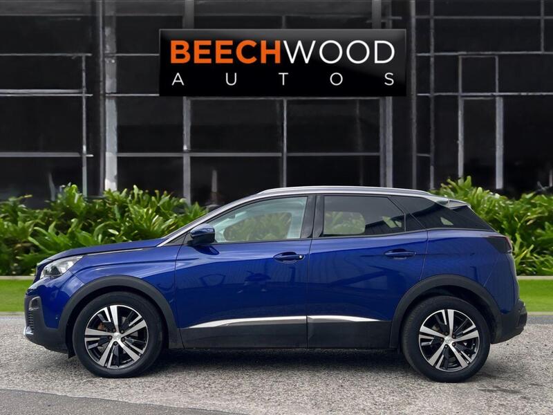 Peugeot 3008 view 4
