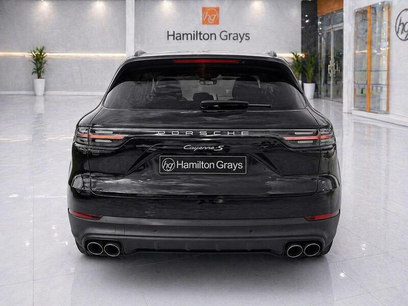 Porsche Cayenne view 5