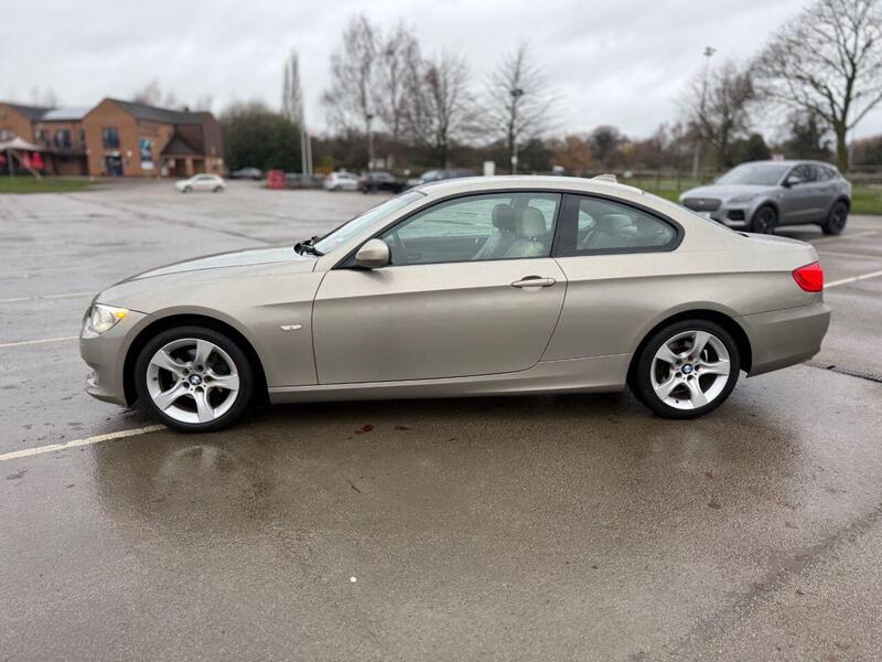 BMW 3 Series view 2
