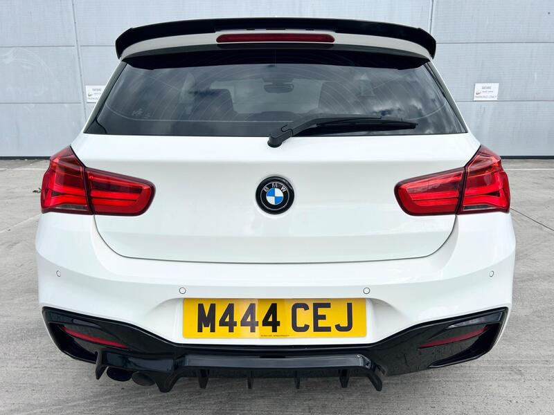 BMW 1 Series view 4