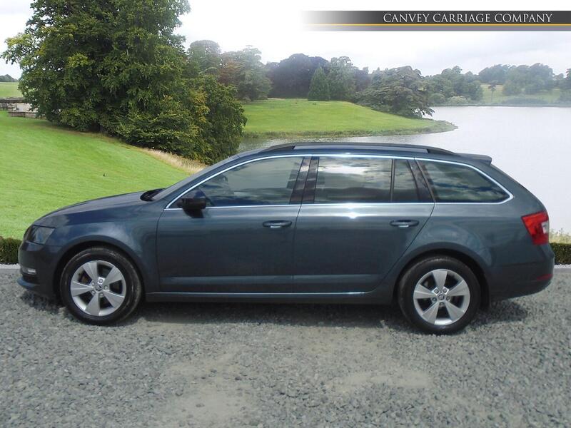 Skoda Octavia view 6