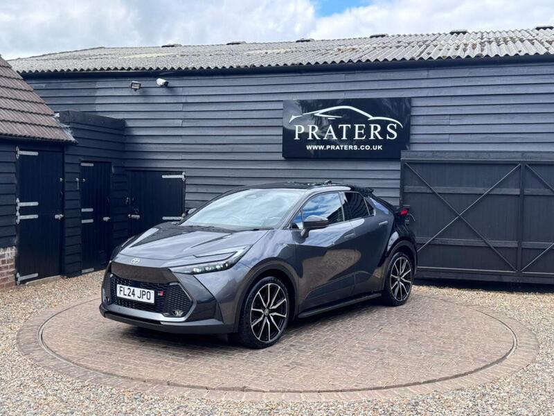 Toyota C-HR view 2