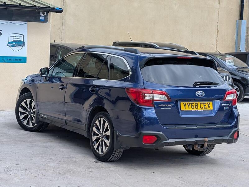 Subaru Outback view 4