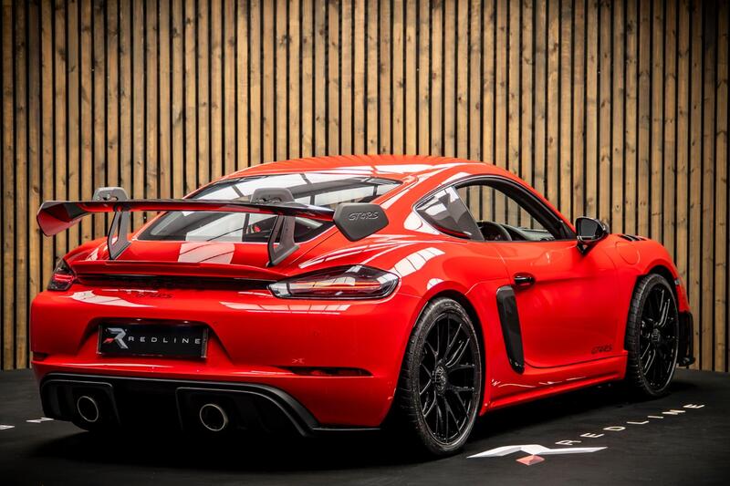 Porsche 718 Cayman view 4
