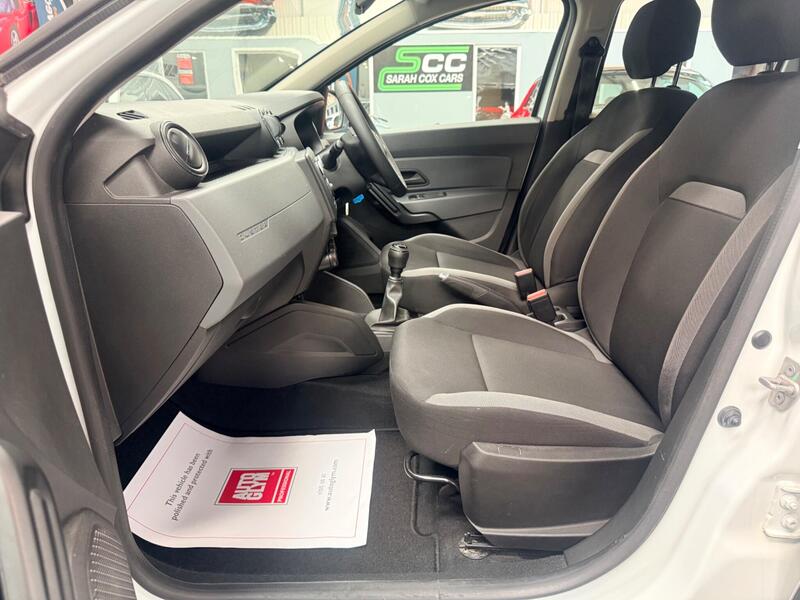 Dacia Duster view 4
