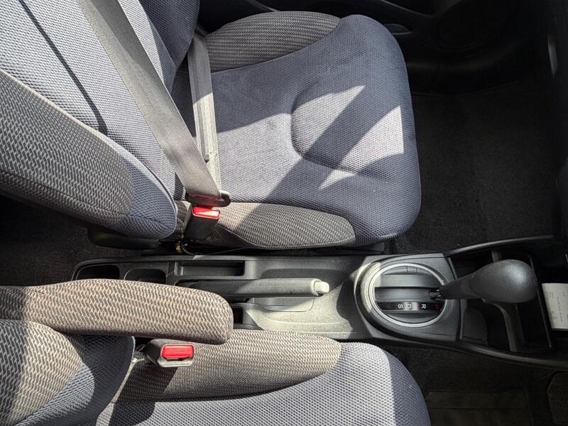2013 Honda Jazz — photo 17