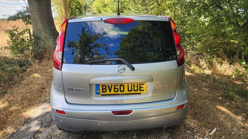 2010 Nissan Note — photo 5