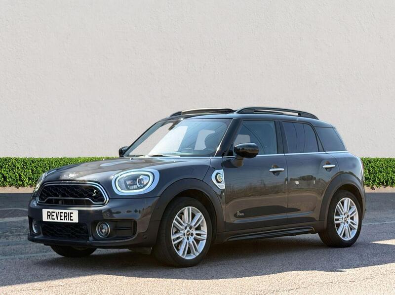 Mini Countryman view 3