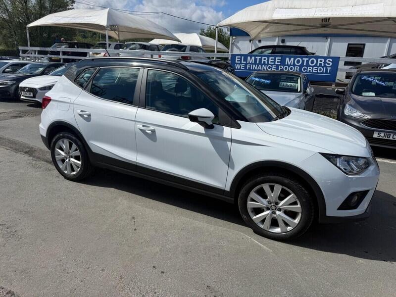 Seat Arona view 6