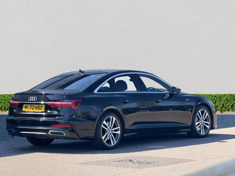 Audi A6 Saloon view 7