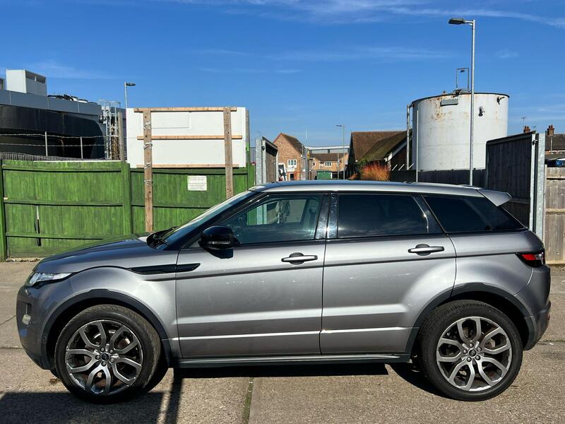 Land Rover Range Rover view 5