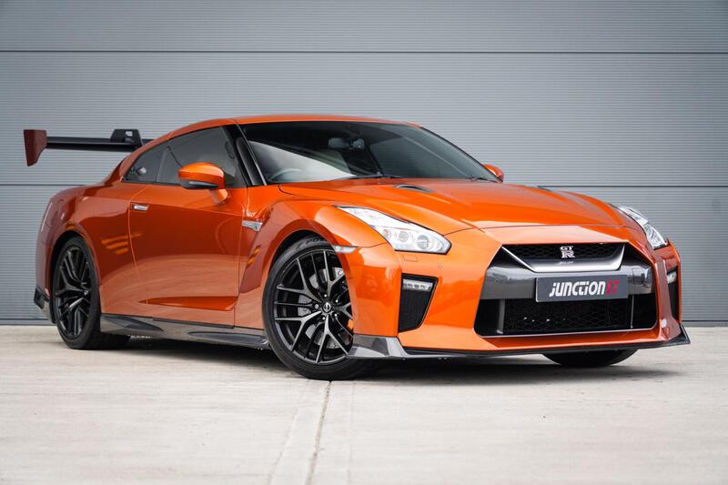 Nissan GT-R
