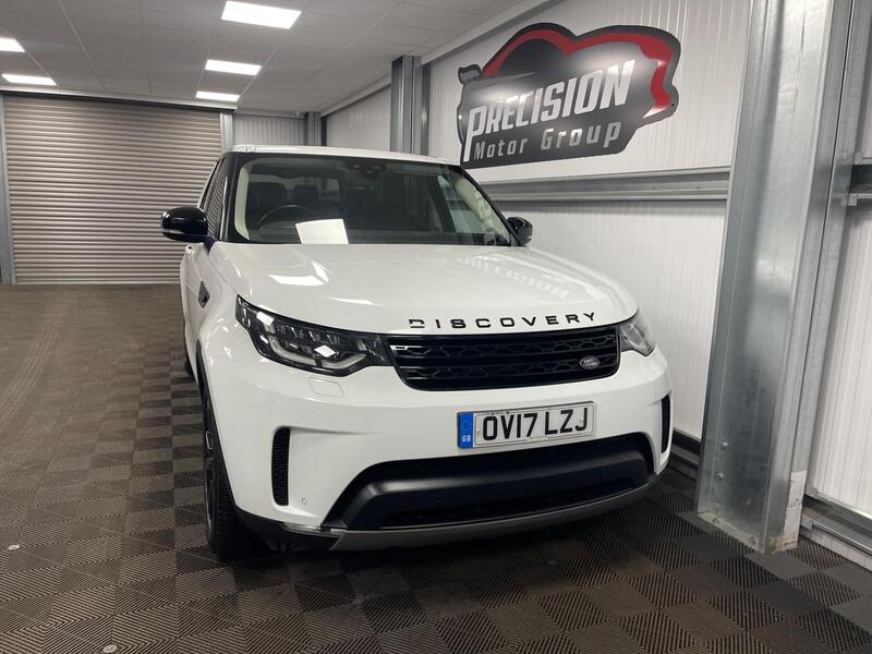 Land Rover Discovery view 2