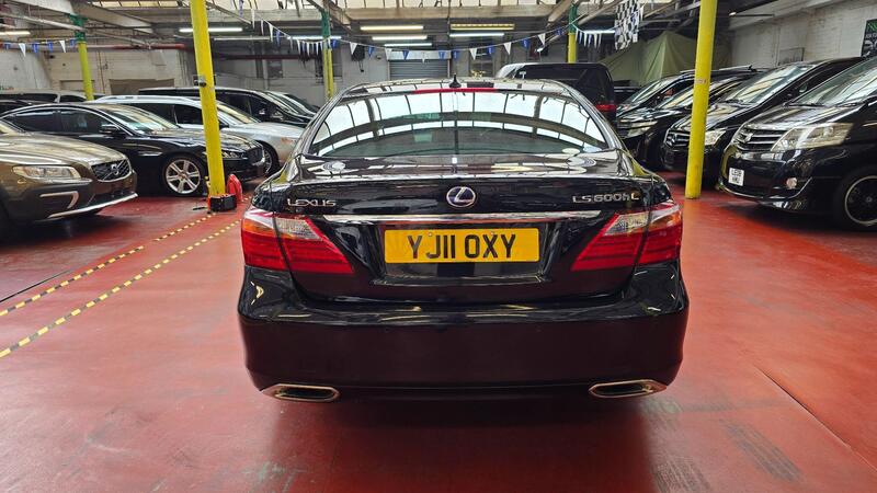 Lexus LS view 40