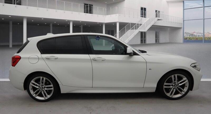 BMW 1 Series view 5