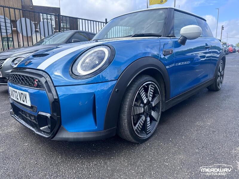 Mini Hatch view 2