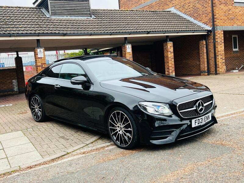 Mercedes-Benz E Class view 22