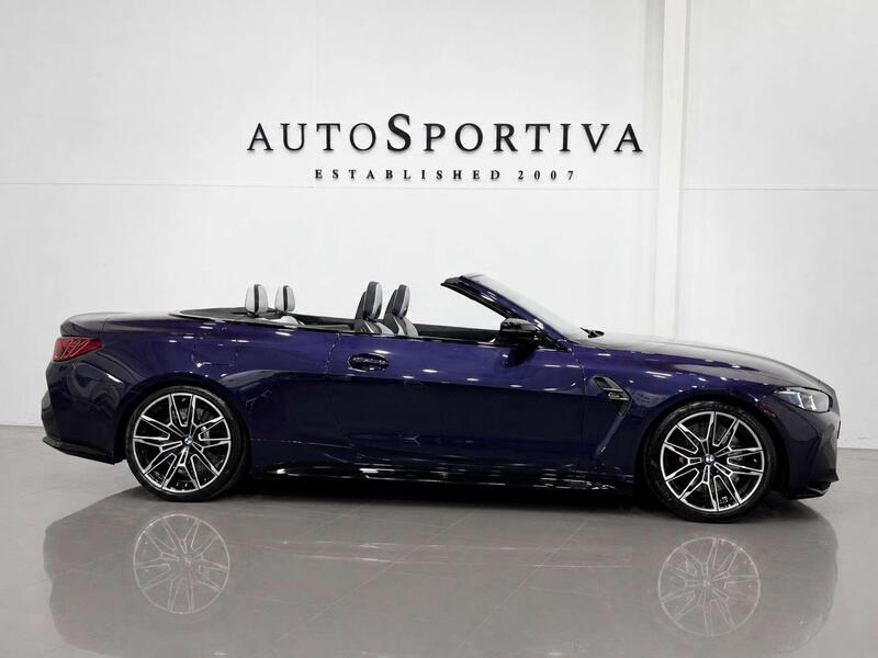 BMW M4 view 3