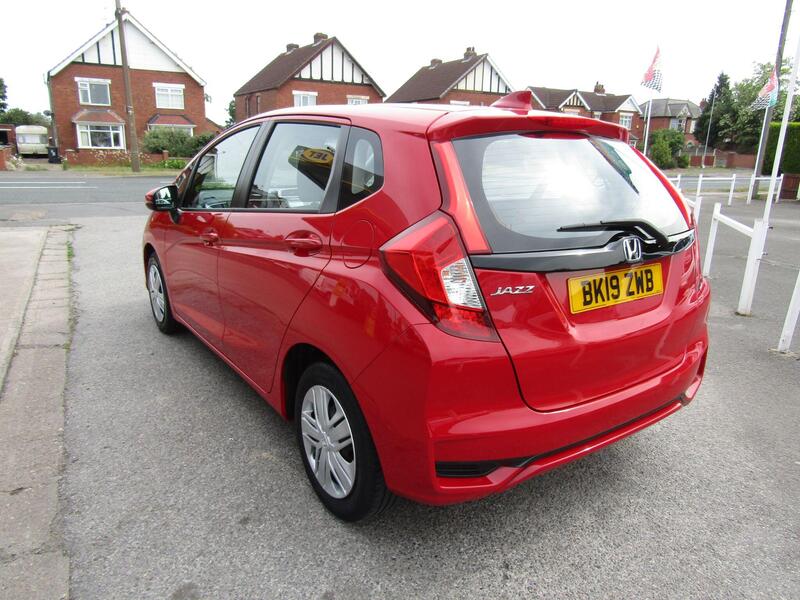 Honda Jazz view 4