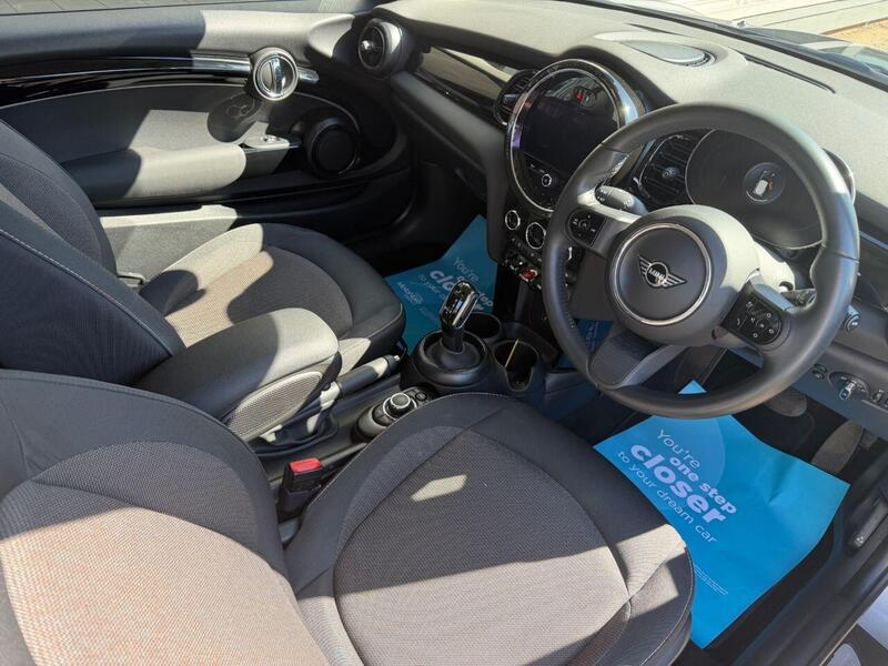 Mini Cooper view 3