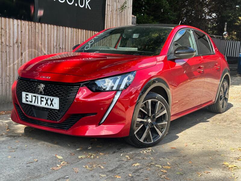 Peugeot 208 view 5