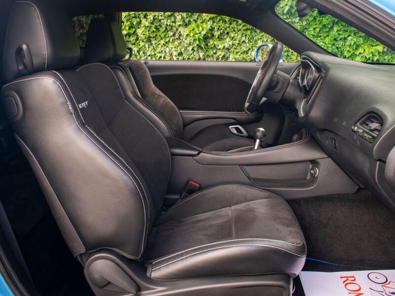 Dodge Challenger view 4