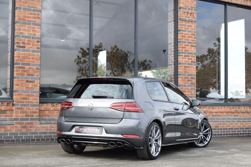 Volkswagen Golf view 2