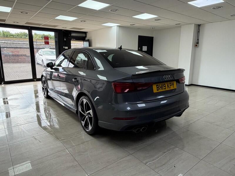 Audi A3 view 5