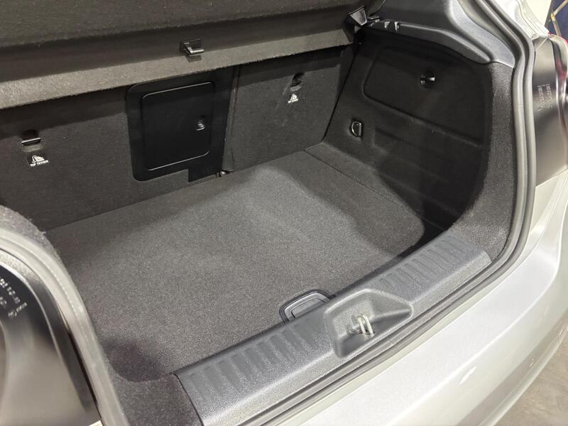 225ae2e9c64343e6a518fc50e5716164