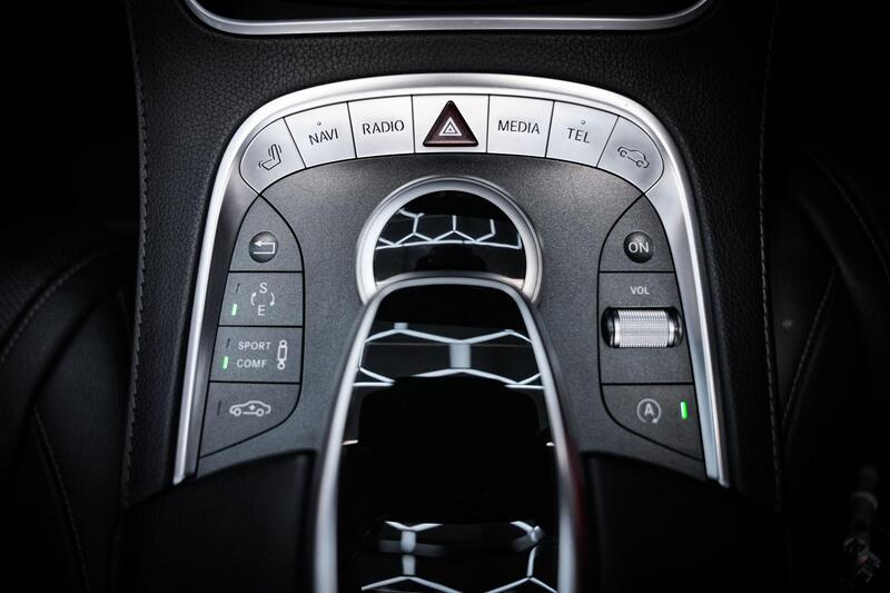 Mercedes-Benz S-Class view 6