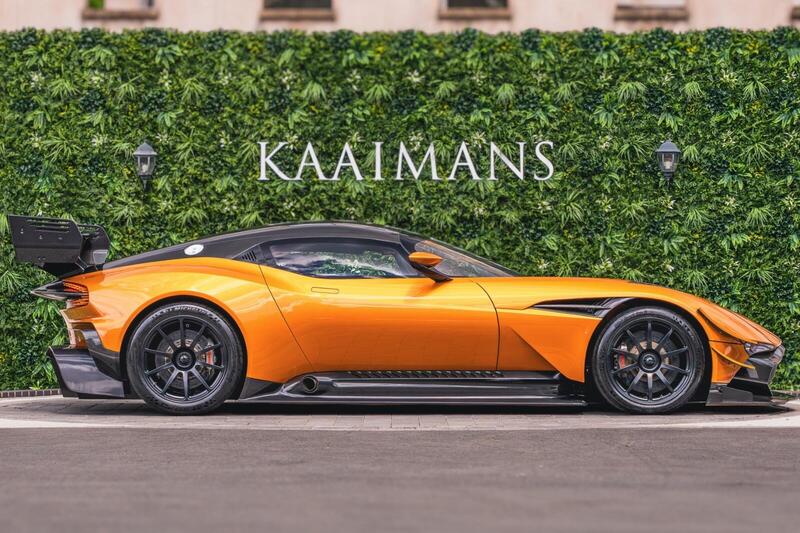 Aston Martin Vulcan view 4