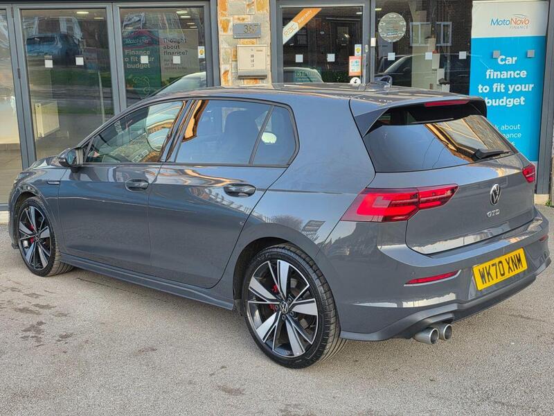 Volkswagen Golf view 3