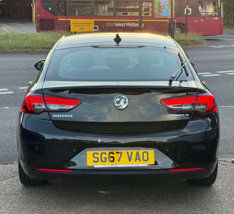 Vauxhall Insignia view 6