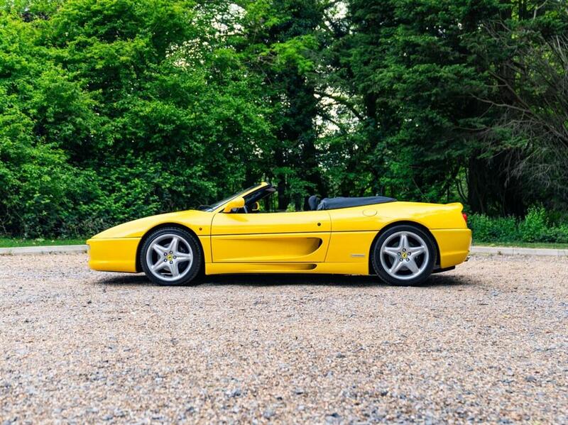 Ferrari F355 view 5