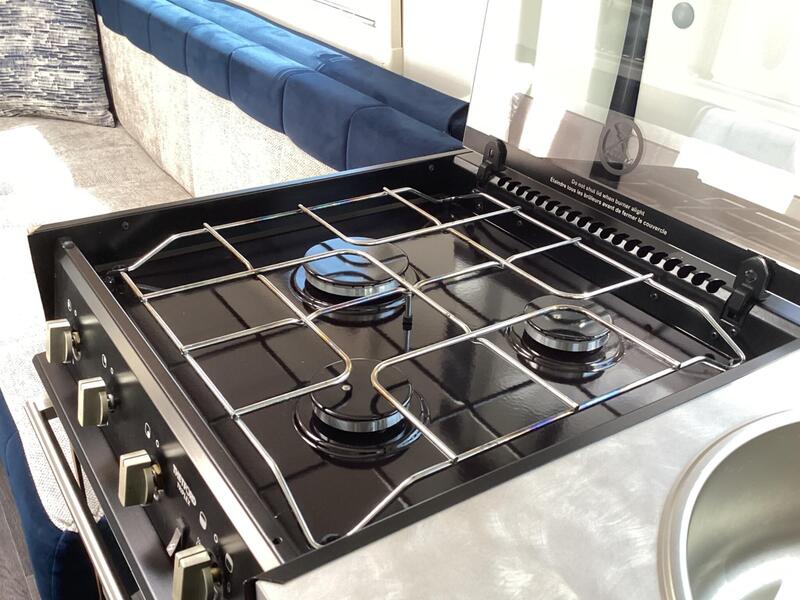 Bailey Endeavour B62 — image 12