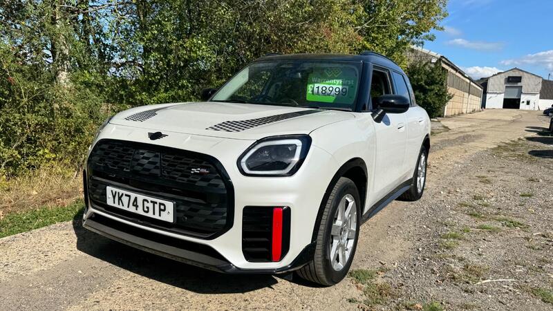 2025 MINI Countryman 1.5C MHEV Classic Auto Euro 6 (s/s) 5dr for sale at IHK Enterprise West Sussex