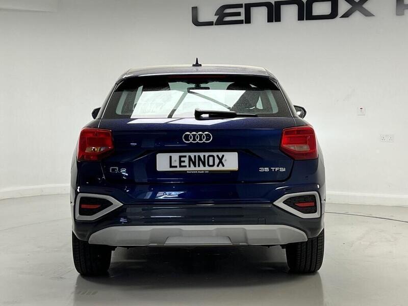 Audi Q2 view 5
