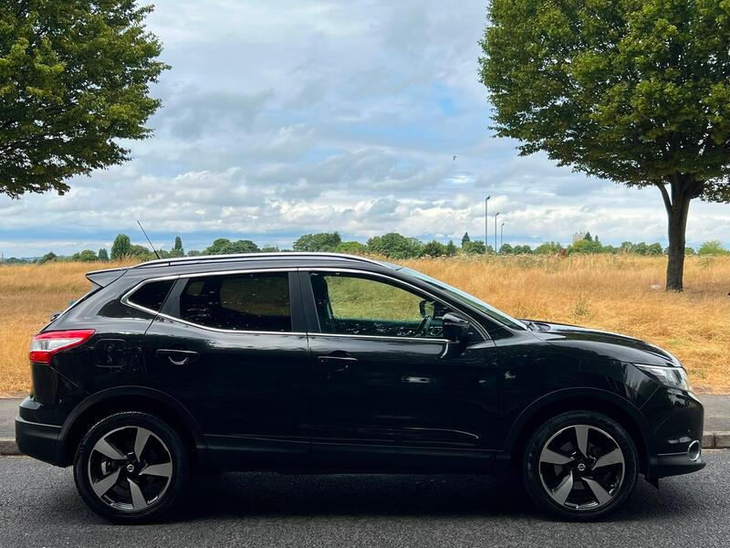 Nissan Qashqai view 4