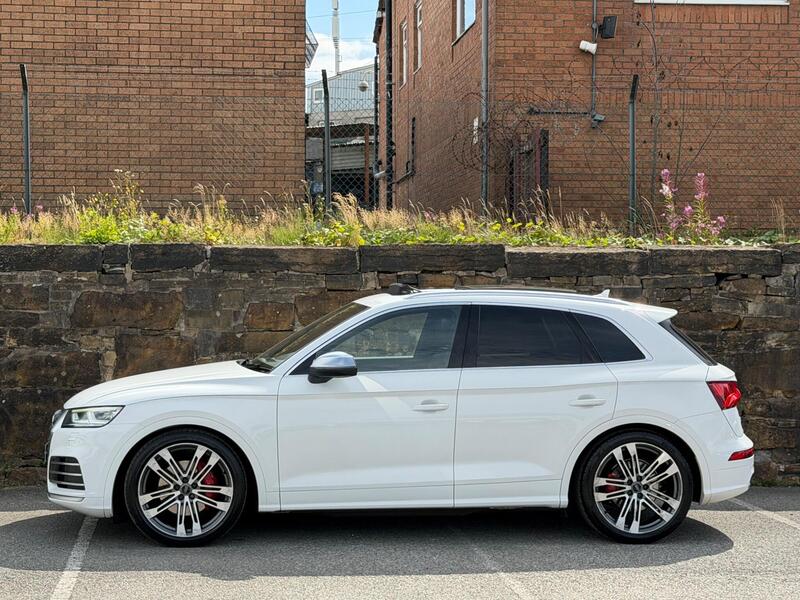 Audi Audi SQ5 view 4
