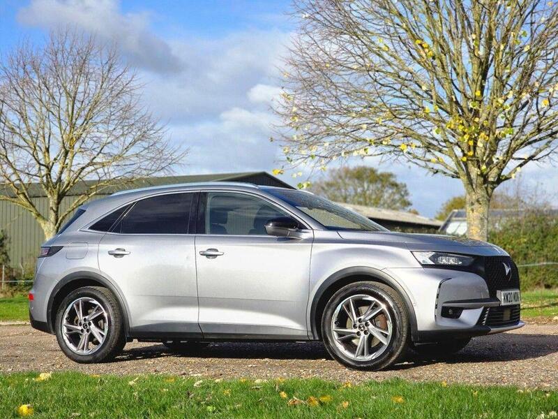 DS Automobiles DS 7 Crossback view 2