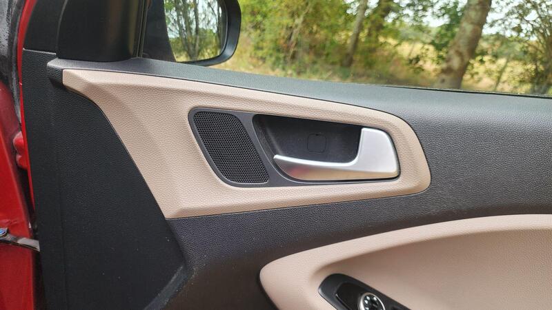 2015 Hyundai i20 — photo 45